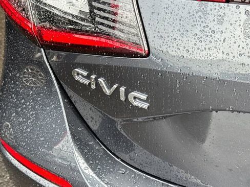 Used 2024 Honda Civic EX-L image 6
