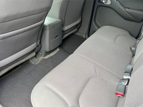 Used 2015 Nissan Frontier SV w/ SV Value Truck Package image 14