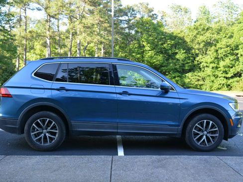 Used 2019 Volkswagen Tiguan SE AWD/4WD image 4