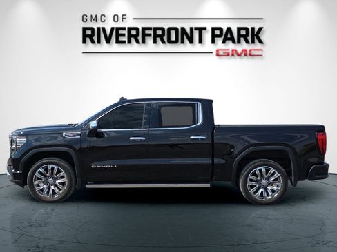Used 2024 GMC Sierra 1500 Denali w/ Denali Reserve Package image 6