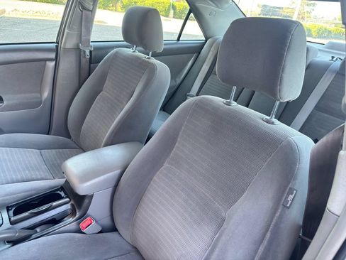Used 2005 Toyota Camry SE FWD image 33