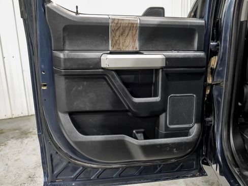 Used 2019 Ford F250 Lariat w/ Lariat Value Package image 45