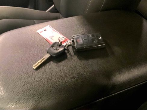 Used 2016 Chevrolet Colorado LT w/ LT Convenience Package image 15