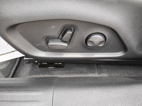 Used 2023 Jeep Compass Limited AWD/4WD image 24