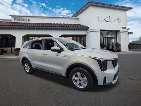 New 2026 Kia Sorento LX image 2