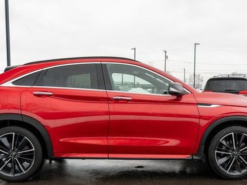 Used 2023 INFINITI QX55 Essential image 5