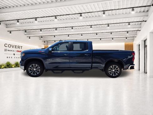 Used 2022 Chevrolet Silverado 1500 LT w/ Texas Edition Plus AWD/4WD image 9