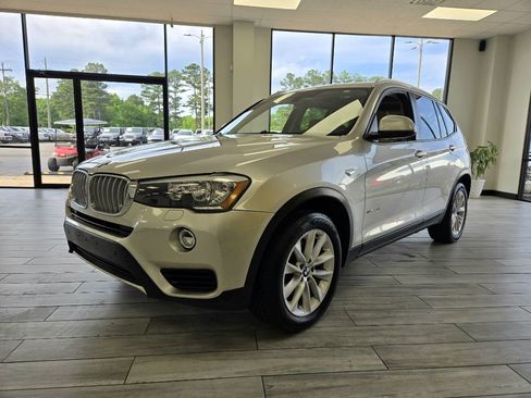 Used 2016 BMW X3 xDrive28i image 3