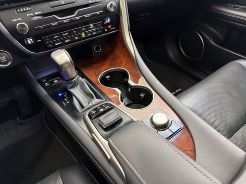 Used 2019 Lexus RX 350L FWD image 18