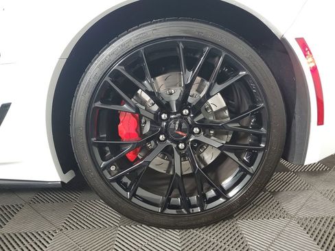 Used 2019 Chevrolet Corvette Z06 image 34