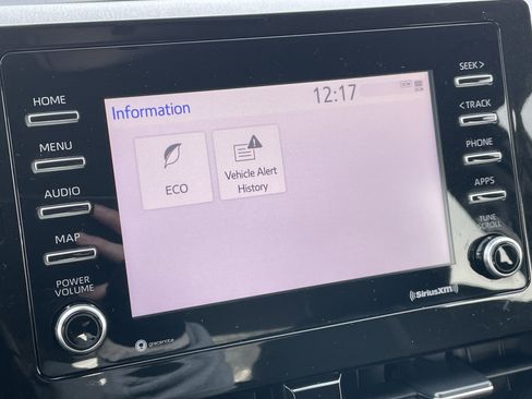 Used 2022 Toyota Camry LE image 33