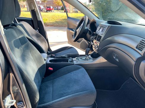 Used 2011 Subaru Impreza 2.5i image 18