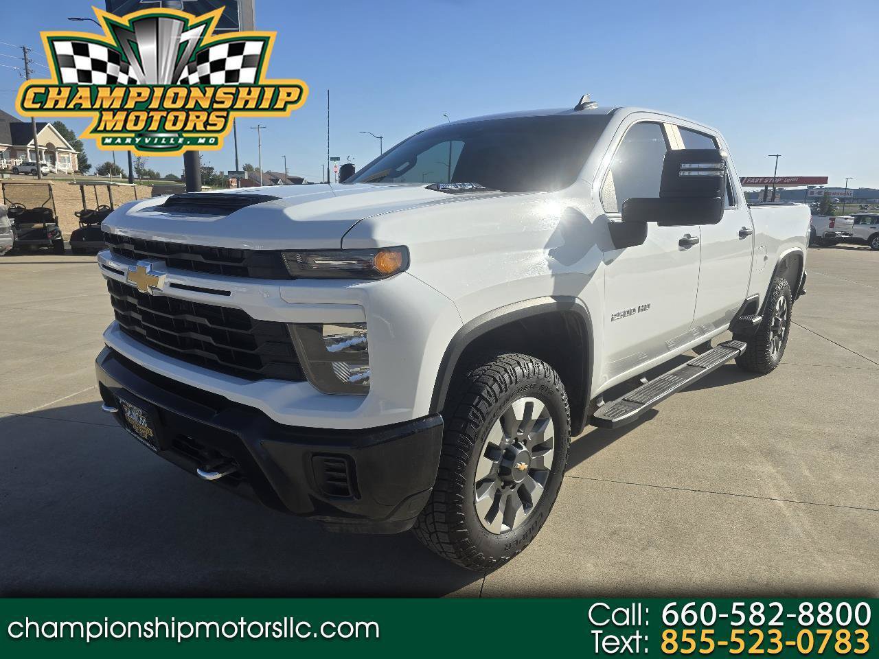 Used 2024 Chevrolet Silverado 2500 Custom w/ Custom Value Package AWD/4WD image 1
