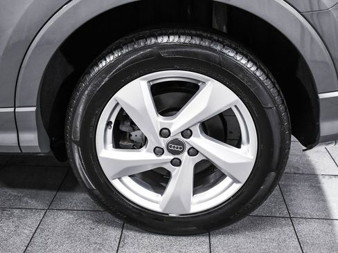 Used 2020 Audi Q3 2.0T Premium Plus w/ Premium Plus Package image 8