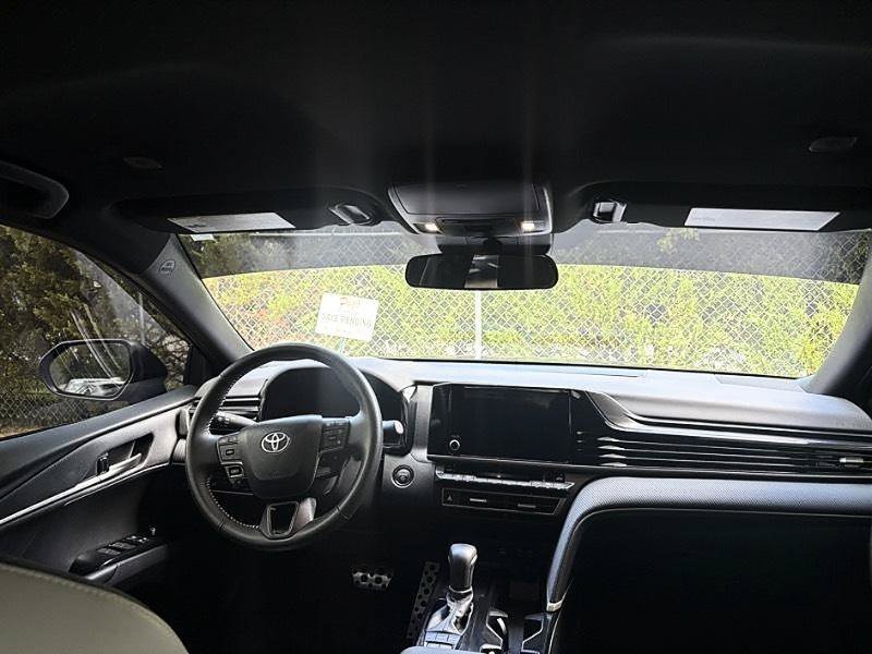 Used 2026 Toyota Camry SE FWD image 17
