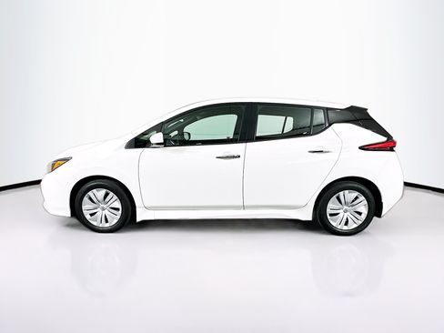 Used 2025 Nissan Leaf S FWD image 4