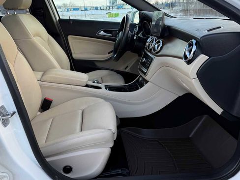 Used 2018 Mercedes-Benz GLA 250 4MATIC image 12