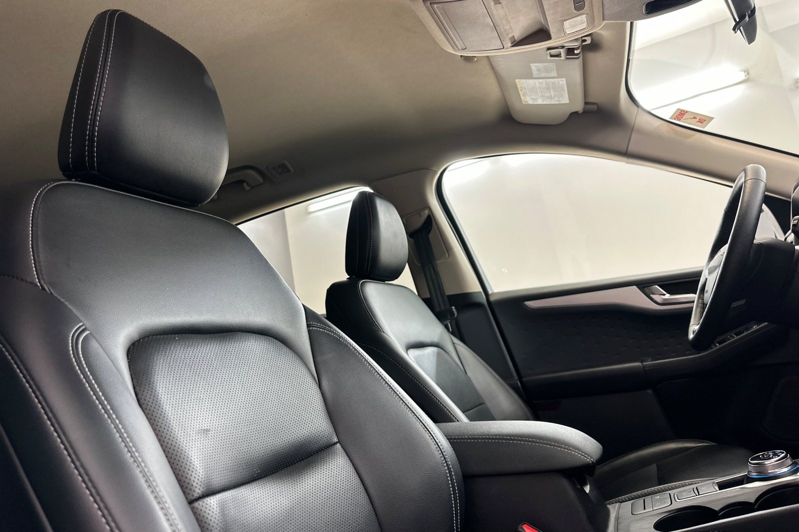 Used 2020 Ford Escape SEL FWD image 26