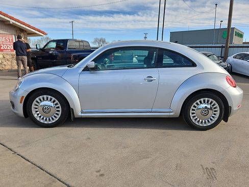 Used 2015 Volkswagen Beetle 1.8T image 5