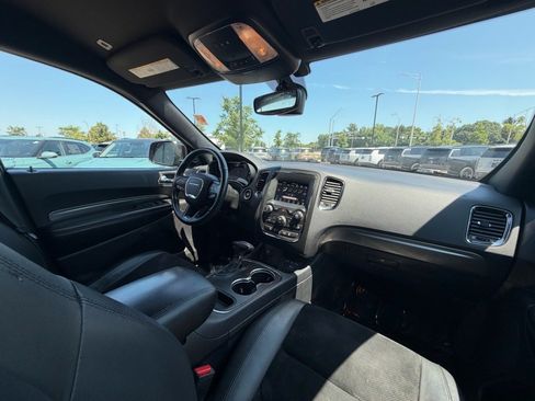 Used 2018 Dodge Durango GT w/ Blacktop Package AWD/4WD image 11