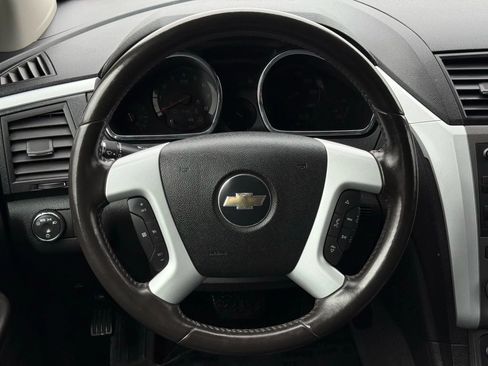 Used 2009 Chevrolet Traverse LT image 35
