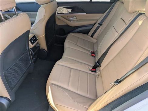 New 2026 Mercedes-Benz GLE 450 4MATIC image 16