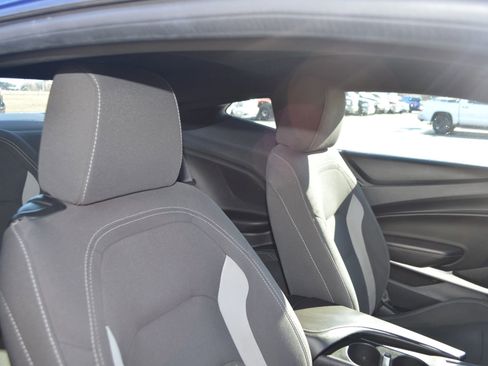 Used 2018 Chevrolet Camaro LT image 22