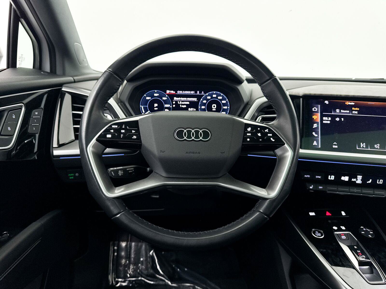 Used 2023 Audi Q4 e-tron Premium Plus w/ Premium Plus RWD image 31