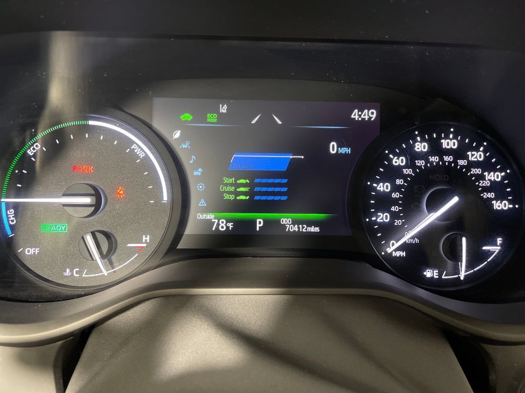 Certified 2025 Toyota Sienna XLE FWD image 18