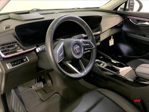 Used 2025 Buick Envision Preferred image 14