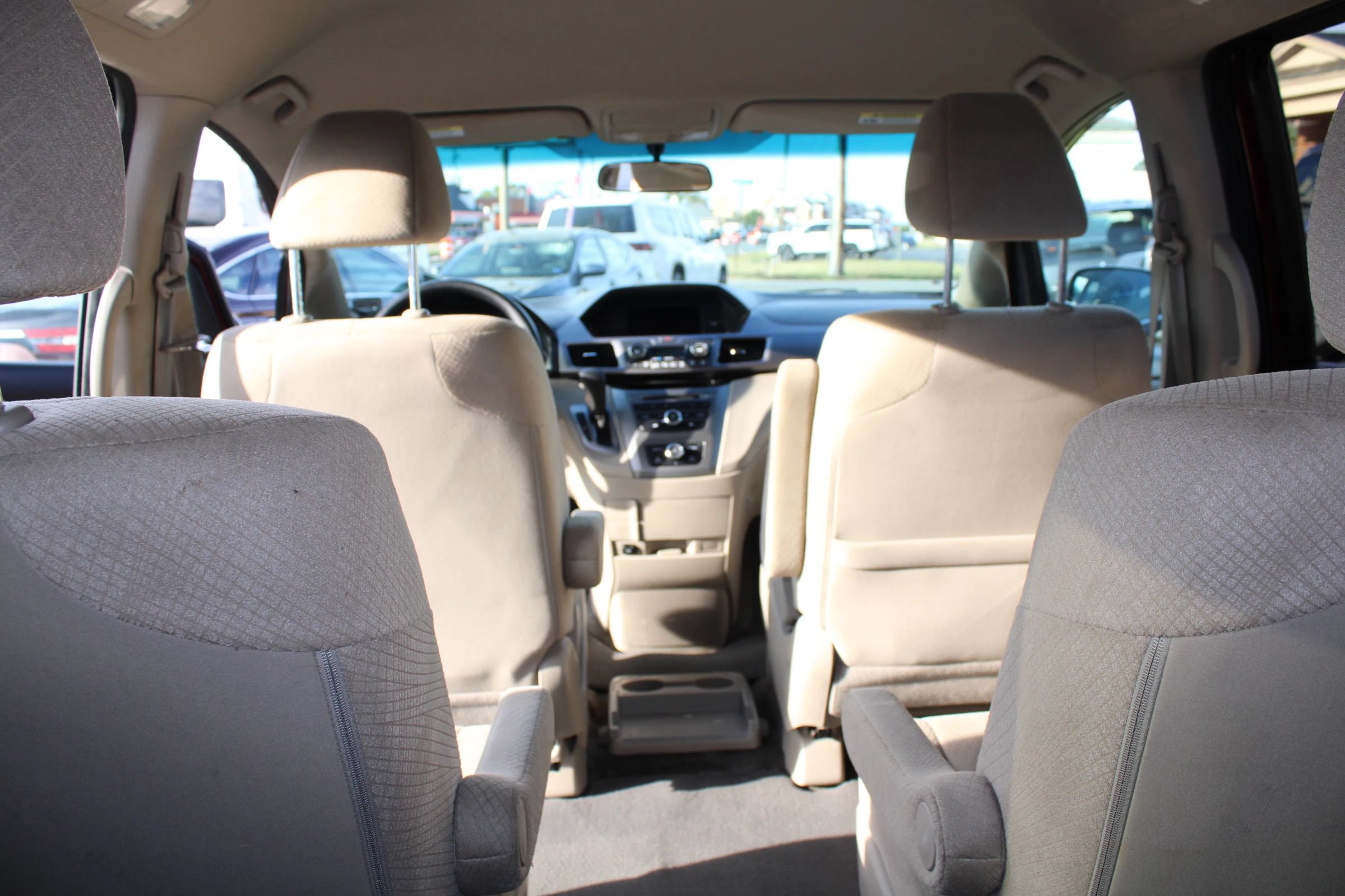 Used 2017 Honda Odyssey LX image 12