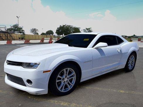Used 2015 Chevrolet Camaro LS RWD image 5