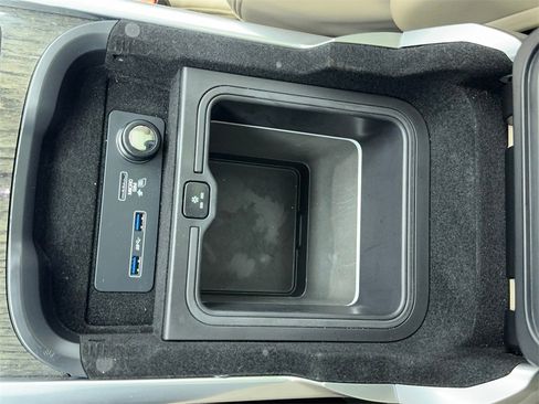 Used 2022 Land Rover Range Rover Sport HSE Silver Edition image 35