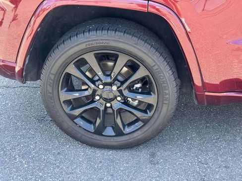 Used 2021 Jeep Grand Cherokee Laredo X RWD image 8