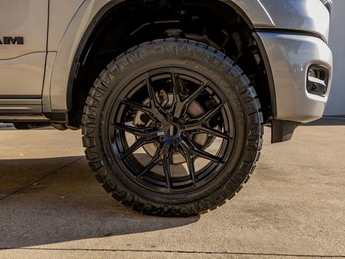 Used 2025 RAM 1500 Laramie w/ Night Edition image 12