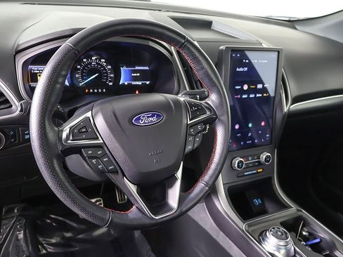Used 2022 Ford Edge ST-Line image 23