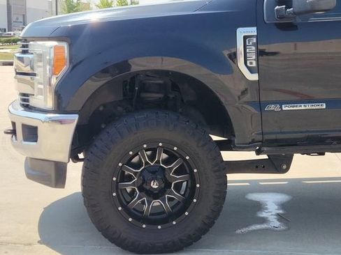Used 2019 Ford F250 Lariat w/ Lariat Ultimate Package AWD/4WD image 8