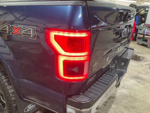 Used 2018 Ford F150 Lariat w/ Equipment Group 502A Luxury image 22