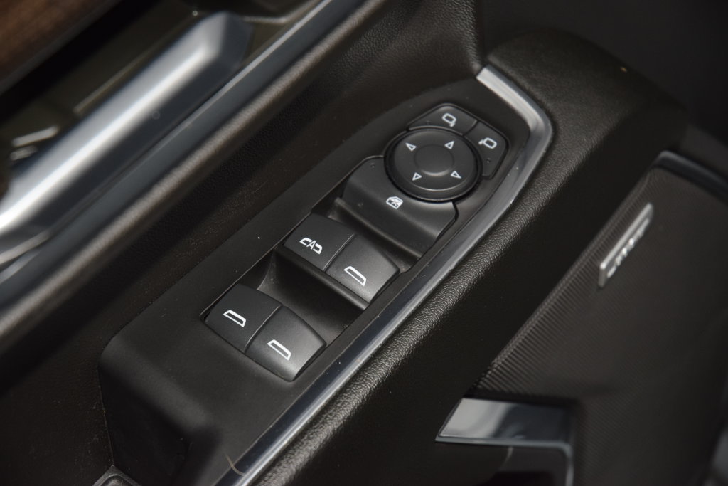 Used 2023 Chevrolet Silverado 1500 RST AWD/4WD image 45