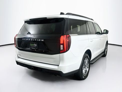 Used 2025 Ford Expedition Active AWD/4WD image 9