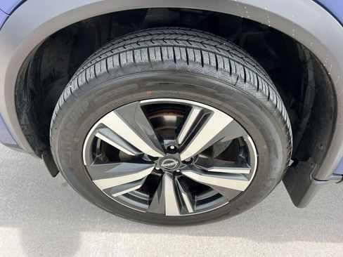 Used 2023 Nissan Rogue Platinum AWD/4WD image 11