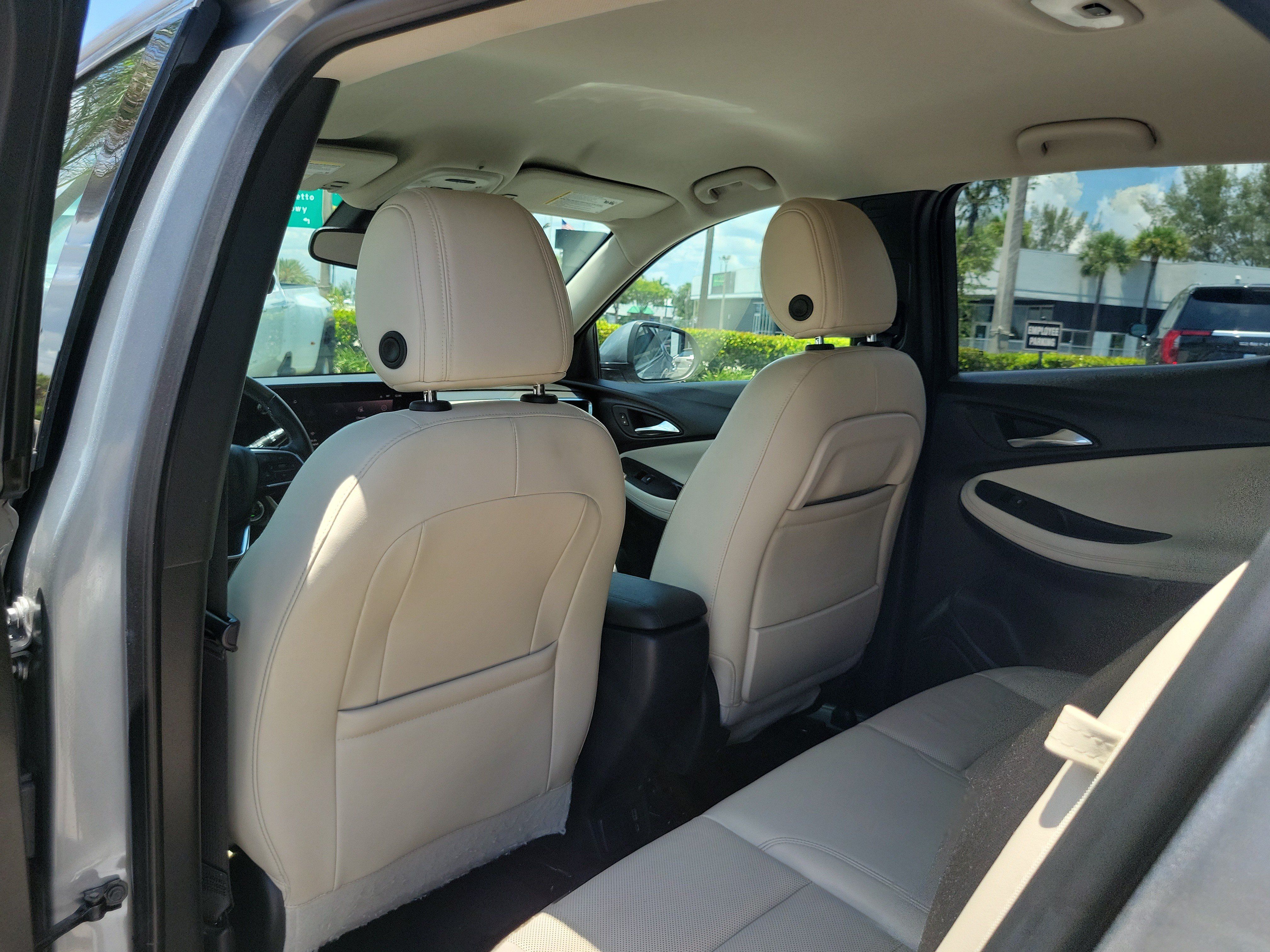 Used 2024 Buick Encore GX Avenir FWD image 14