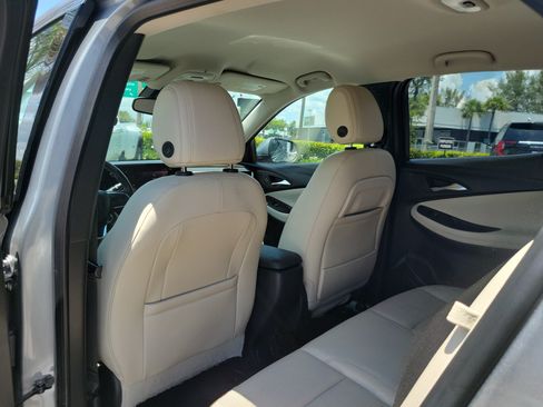 Used 2024 Buick Encore GX Avenir FWD image 14