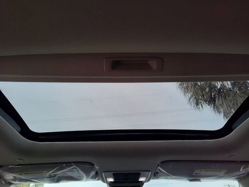 New 2026 Honda HR-V EX-L image 11