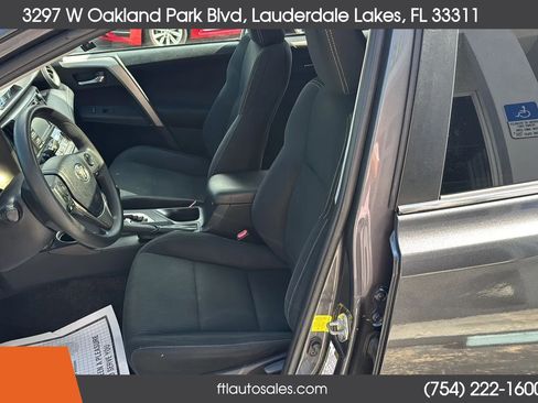 Used 2015 Toyota RAV4 XLE AWD/4WD image 18
