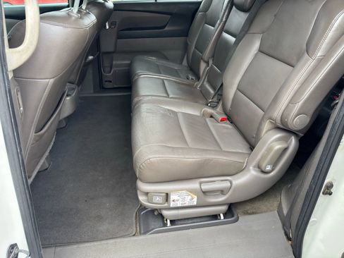 Used 2014 Honda Odyssey Touring image 7