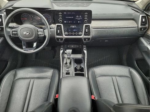 Used 2021 Kia Sorento EX AWD/4WD image 11