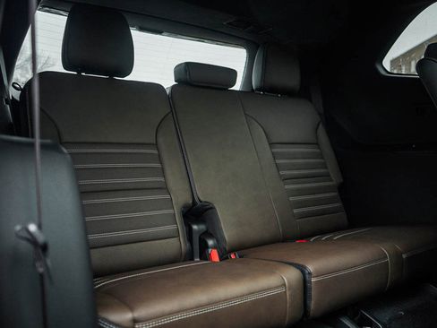 New 2026 GMC Acadia Denali Ultimate w/ LPO, Floor Liner Package image 14