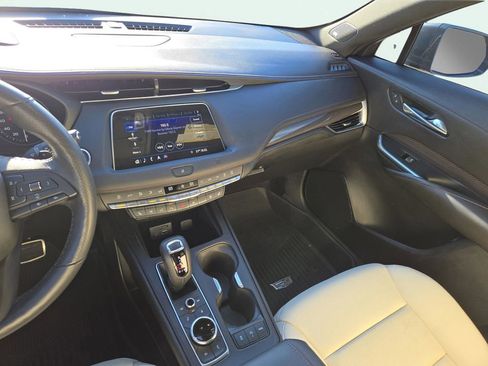 Used 2019 Cadillac XT4 Sport image 22
