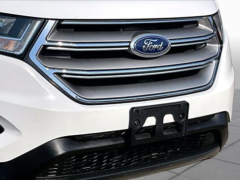Used 2016 Ford Edge SE FWD image 26